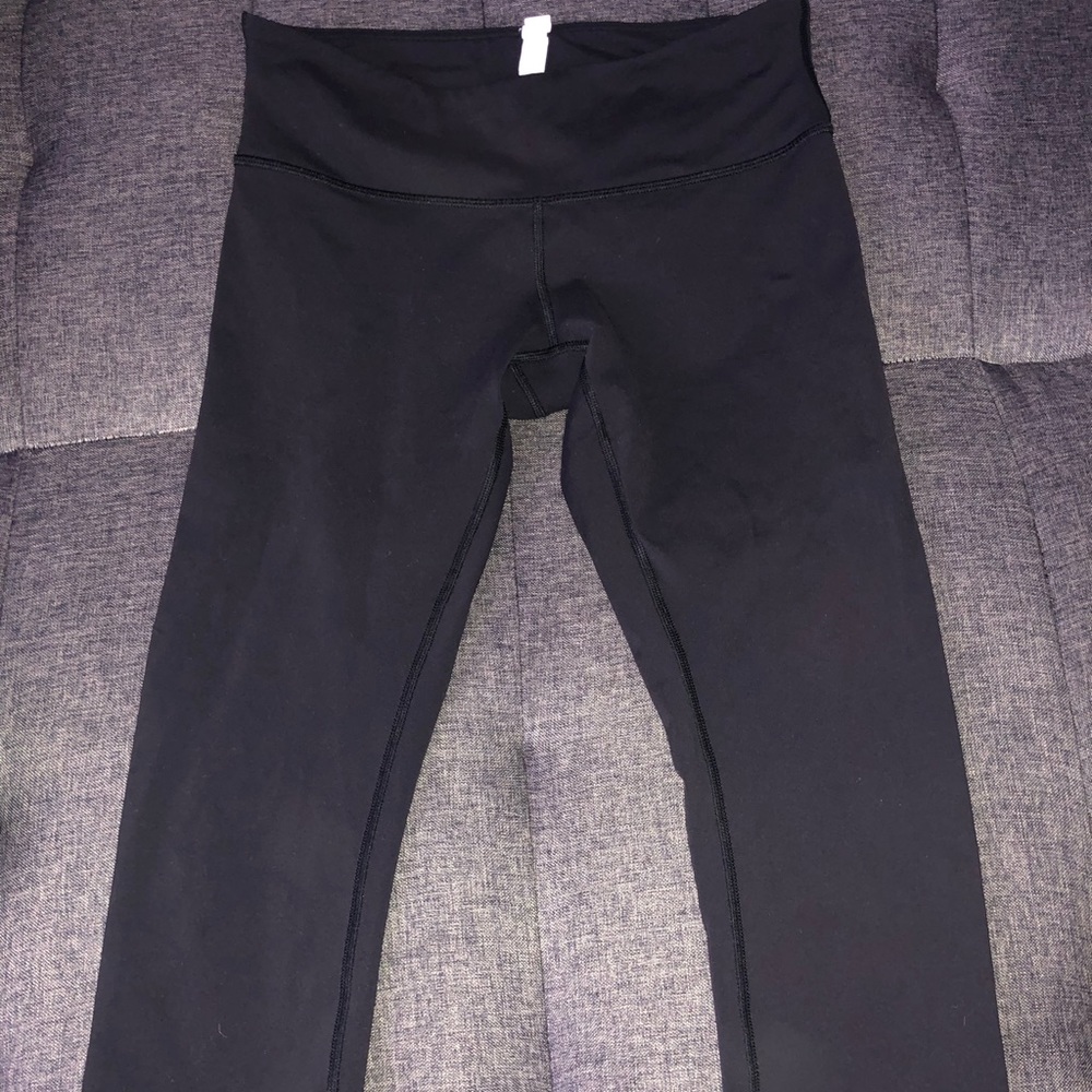 Lululemon Black Capri Leggings